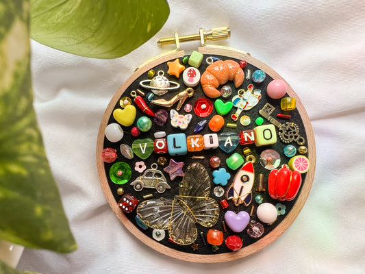 VOLKIANO remi wolf charm embroidery