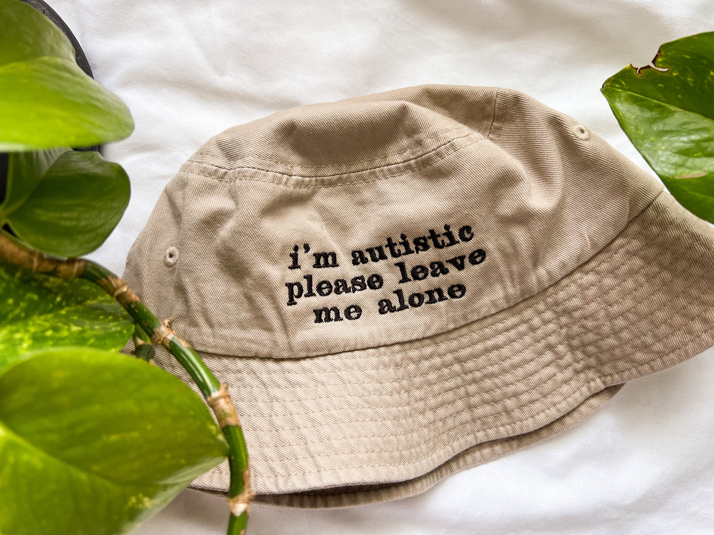 i’m autistic bucket hats (PREORDER)