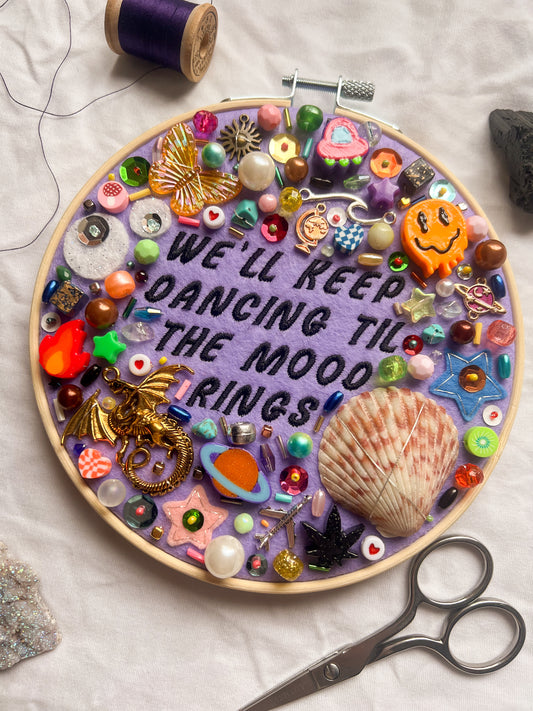 MOOD RING lorde charm embroidery