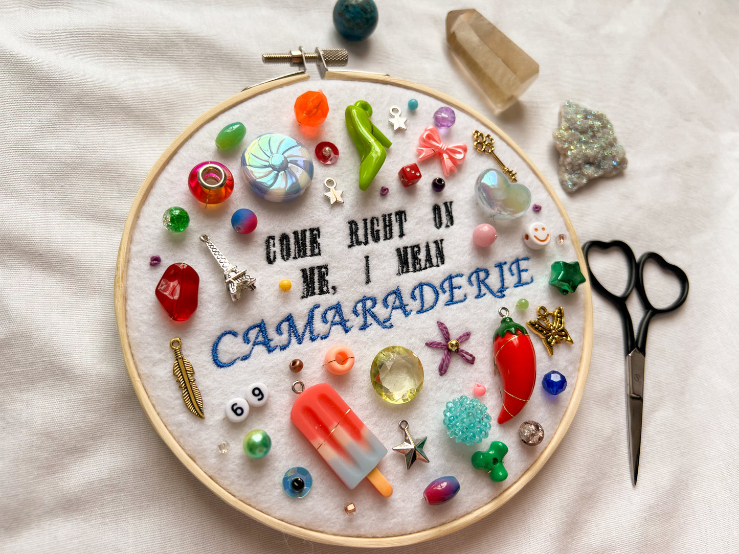 BED CHEM sabrina charm embroidery hoop