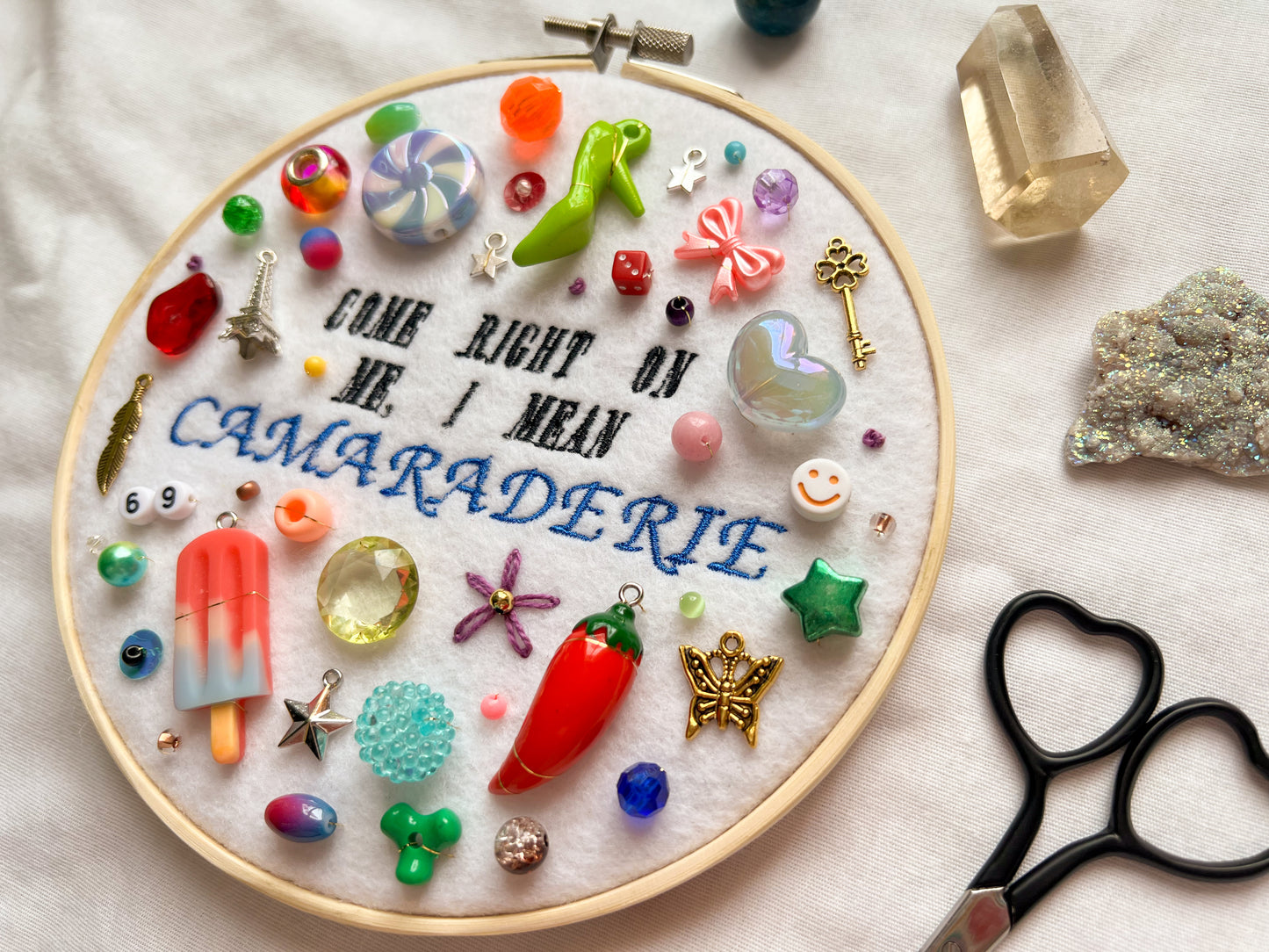 BED CHEM sabrina charm embroidery hoop