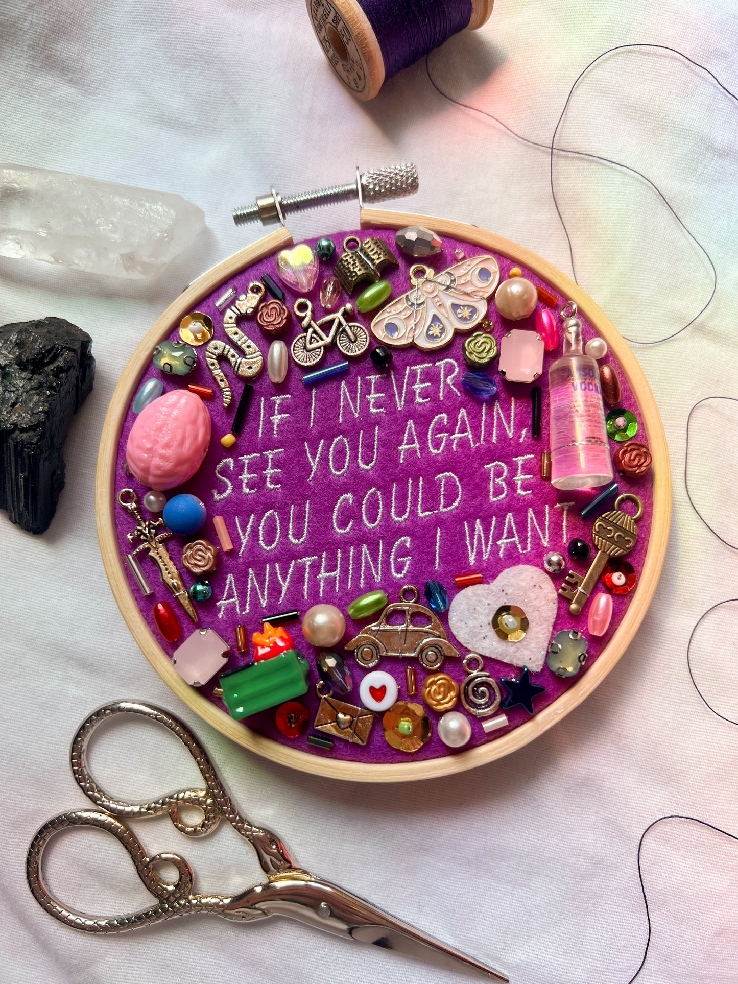 23 noah kahan charm embroidery