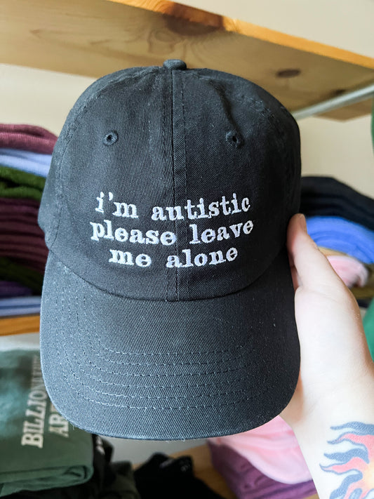 i’m autistic cap (PREORDER-YOUTH)